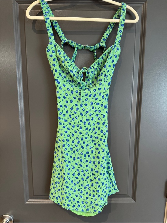 Astr Dresses & Skirts - Green and Blue Floral Tie-Front Sundress